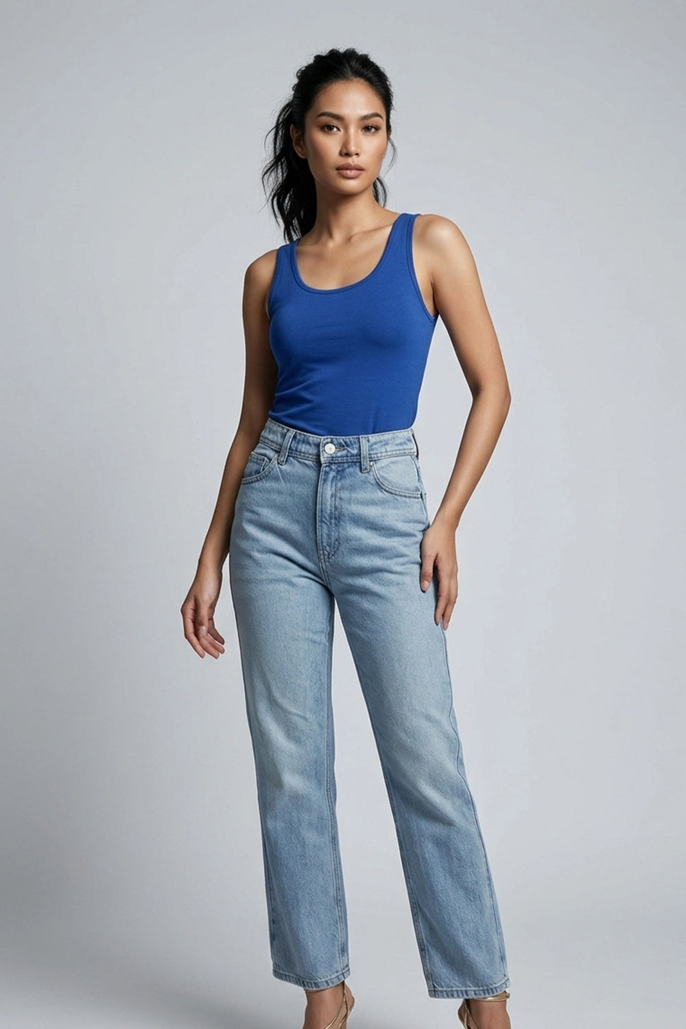 Women's Light Blue High Rise Straight Cut Jeans - Classic